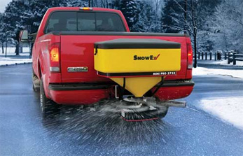 SnowEx Tailgate Pro Single Stage SP-575X spreaders | 4QTE.com